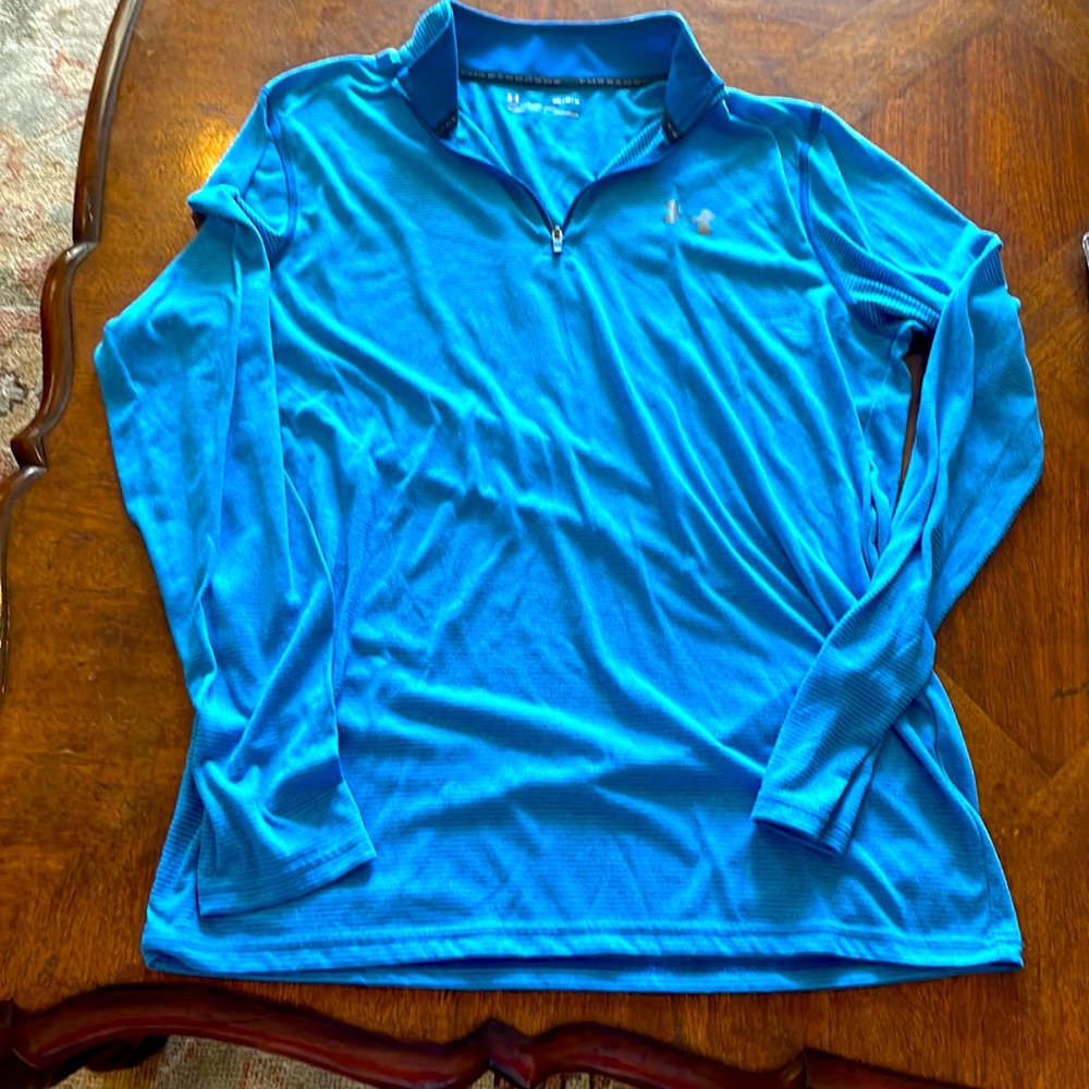 Under Armour -quarter zip long sleeve shirt in blue size medium